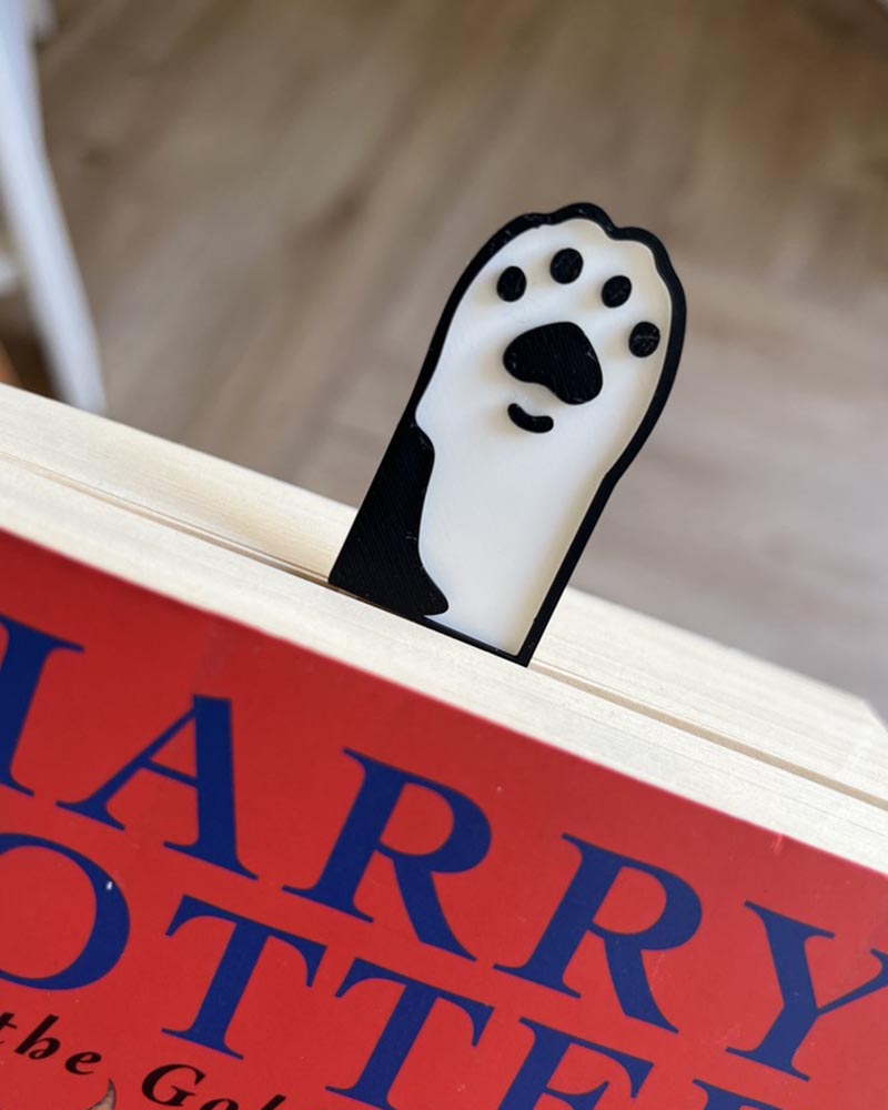 cute cat toe bean paw bookmarks reaching out of book 3d printed