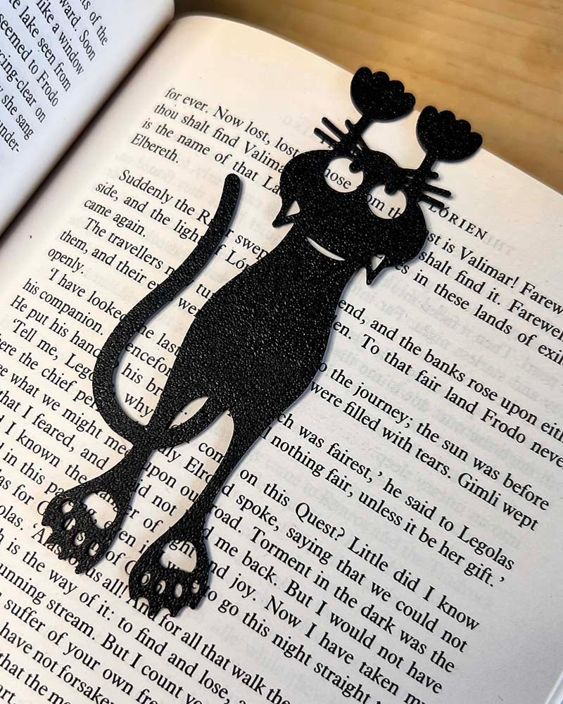 Black Cat Clip Bookmark – Gothic Page Holder for Book Lovers