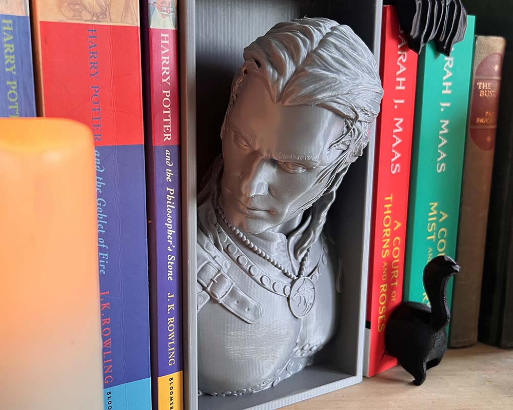 3D printed Geralt of Rivia bookend bust in grey
