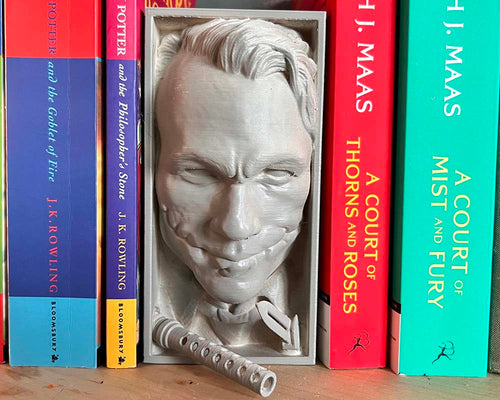 Joker book nook inspired by The Dark Knight 3D printed Joker shelf insert with sinister grin DC Comics villain bookshelf décor piece Dark Knight Joker book nook gift for collectors Gothic bookshelf insert featuring the Joker character