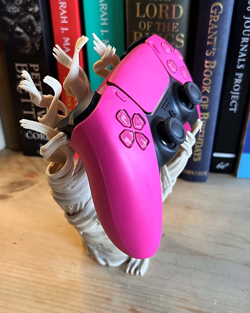 Mummy Hand Controller Holder