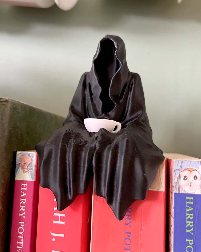ACOTAR Suriel inspired figure with teacup fantasy bookshelf decor 3D printed UK gift for book lovers